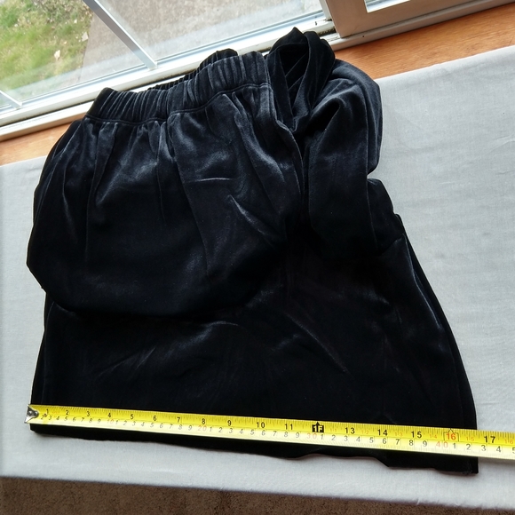 Black Velvet Wide Leg Pants Plus Size 2X - Picture 9 of 14